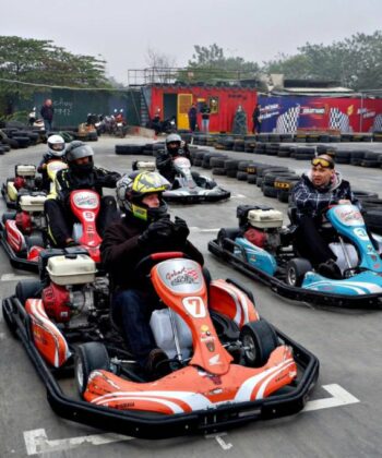 hanoi_dua-xe-go-kart-o-ha-noi-1