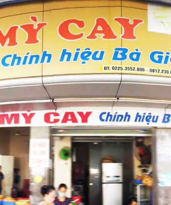 bánh mỳ cay bà già