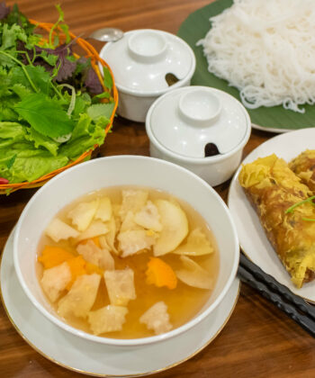 bun cha sinh tu cau giay