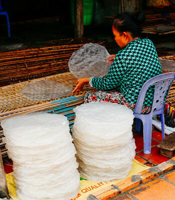 ghe lang nghe 200 tuoi khach tu tay trang banh lam dac san nuc tieng can tho 1775