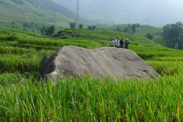 bai da co thung lung muong hoa