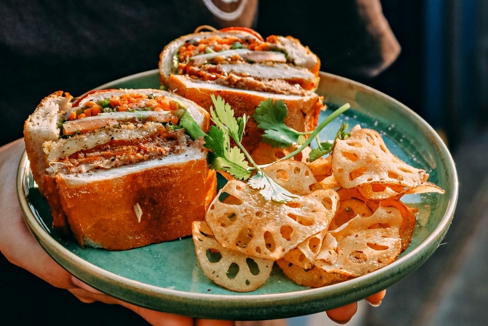 loat banh mi dat nhat sai gon vuot mat huynh hoa ba huynh co loai gia 2 trieu