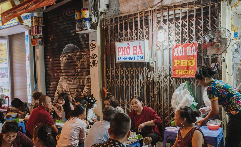 pho ga hang hom