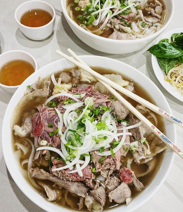 pho tau bay