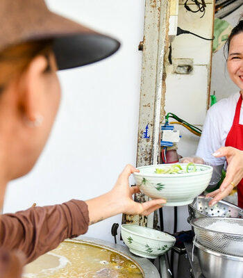 quan bun thang cua ba chu thanh hoa dat hang nhat ha noi ban den 800 bat ngay 1465