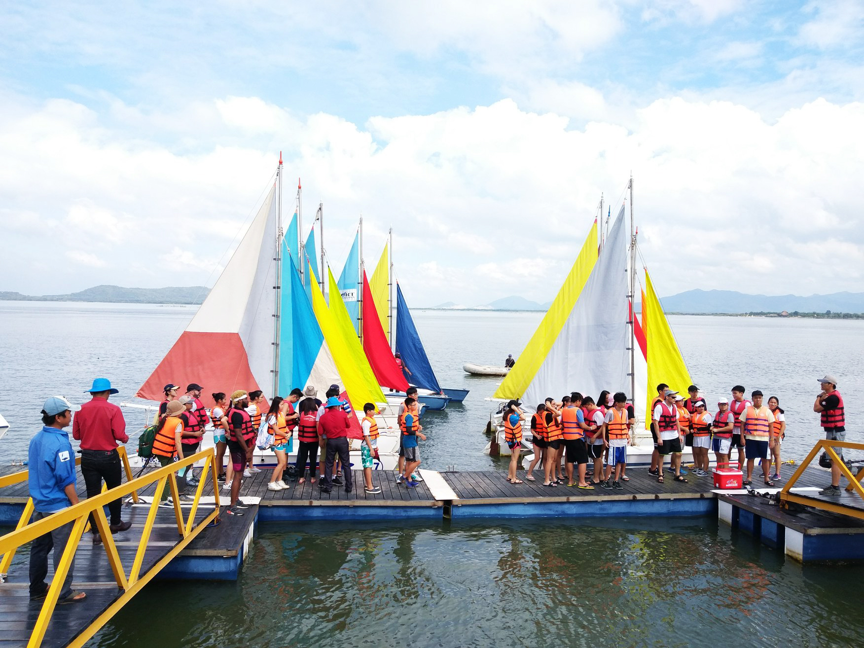 bến du thuyền marina