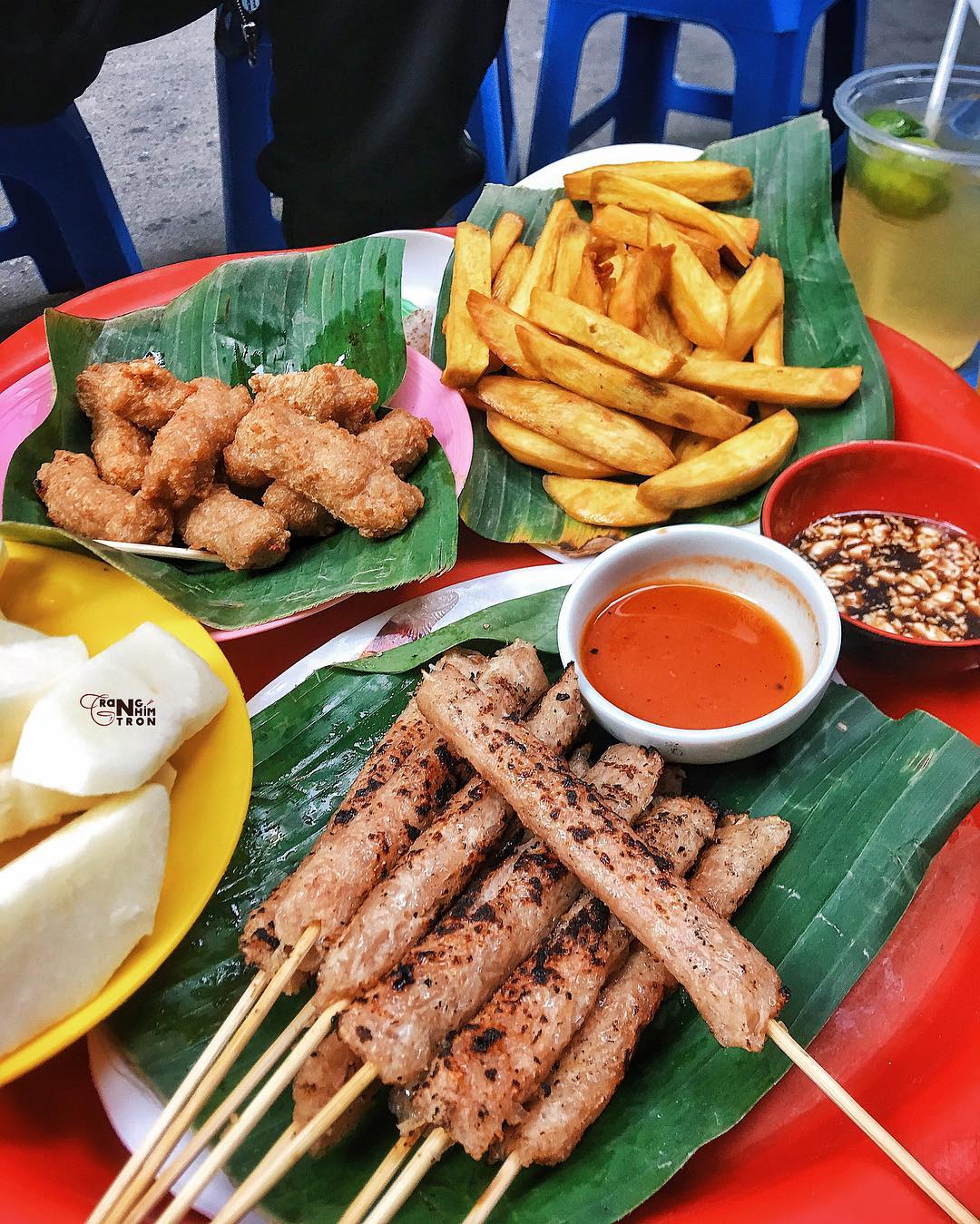 nem chua nuong o ha noi