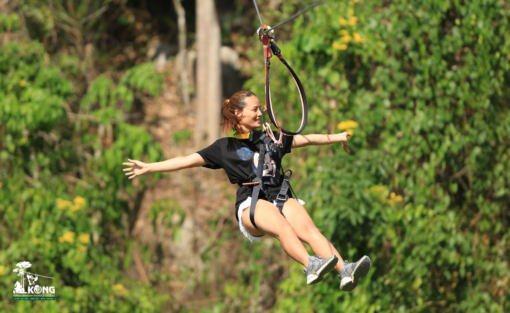 Truot Zipline KOng Forest Nha Trang