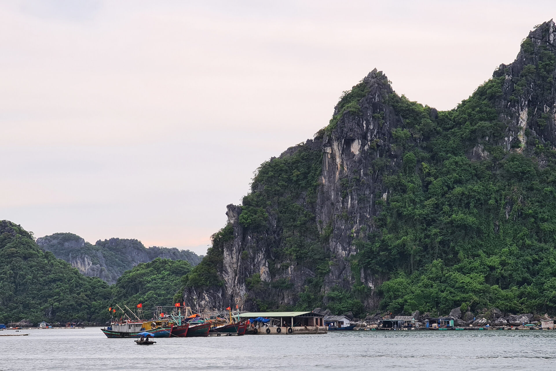 vân đồn quảng ninh