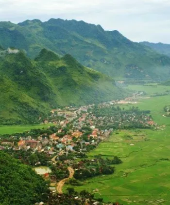 Mai Châu nằm cách Hà Nội 130 km (Ảnh: Internet)